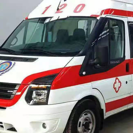 桦川非急救护送病人转院租赁救护车的优缺点对比